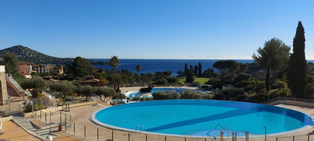 Appartement Saint-raphael- Vue Et Massif De L'esterel *