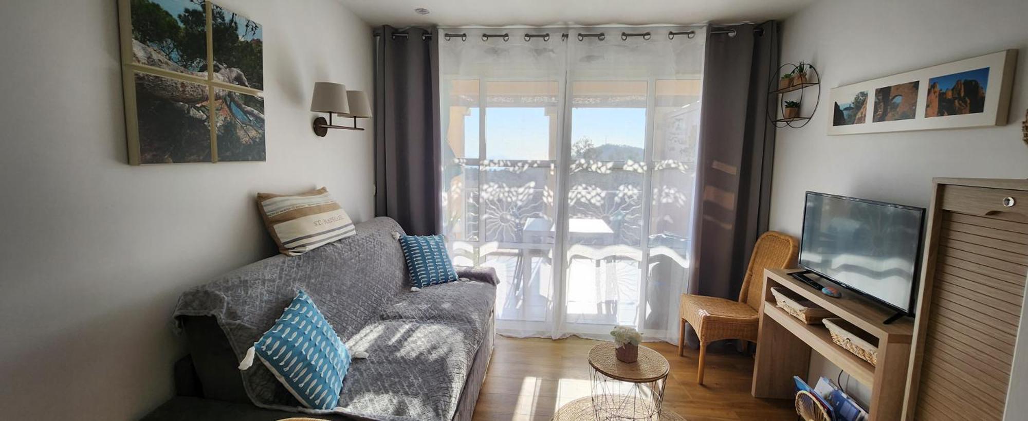 Appartement Saint-raphael- Vue Et Massif De L'esterel *